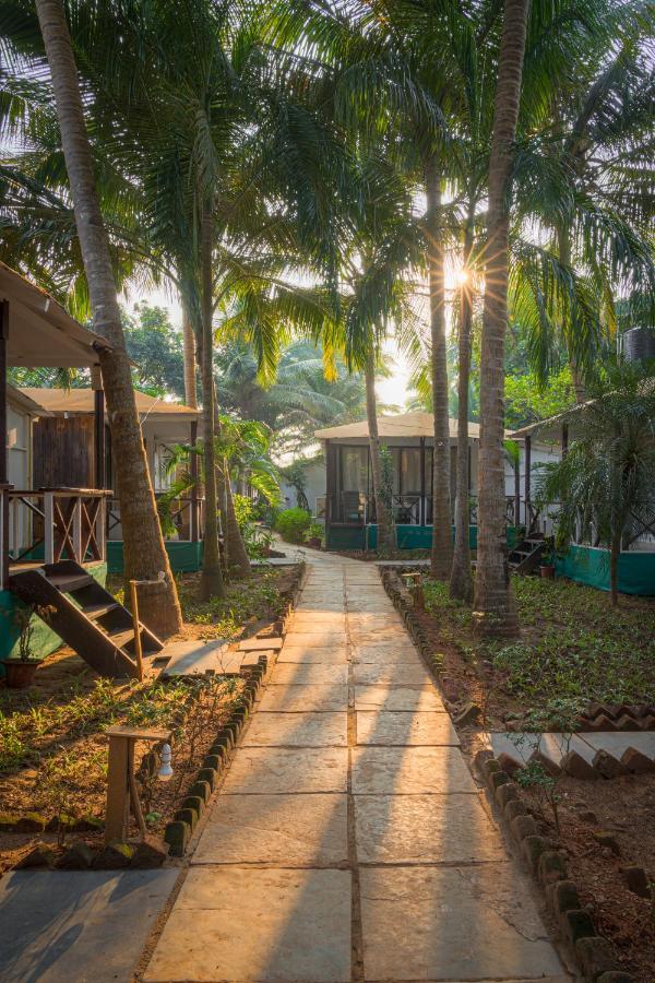 Cuba Patnem Hotel Patnem Beach Exterior photo