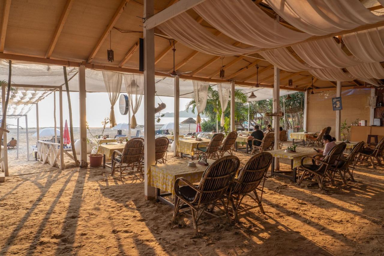 Cuba Patnem Hotel Patnem Beach Exterior photo