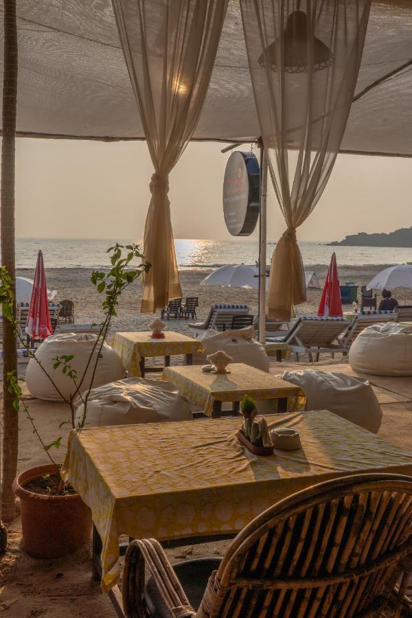 Cuba Patnem Hotel Patnem Beach Exterior photo
